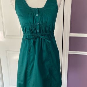 NWT. Womens Ann Taylor LOFT sleeveless green dress.